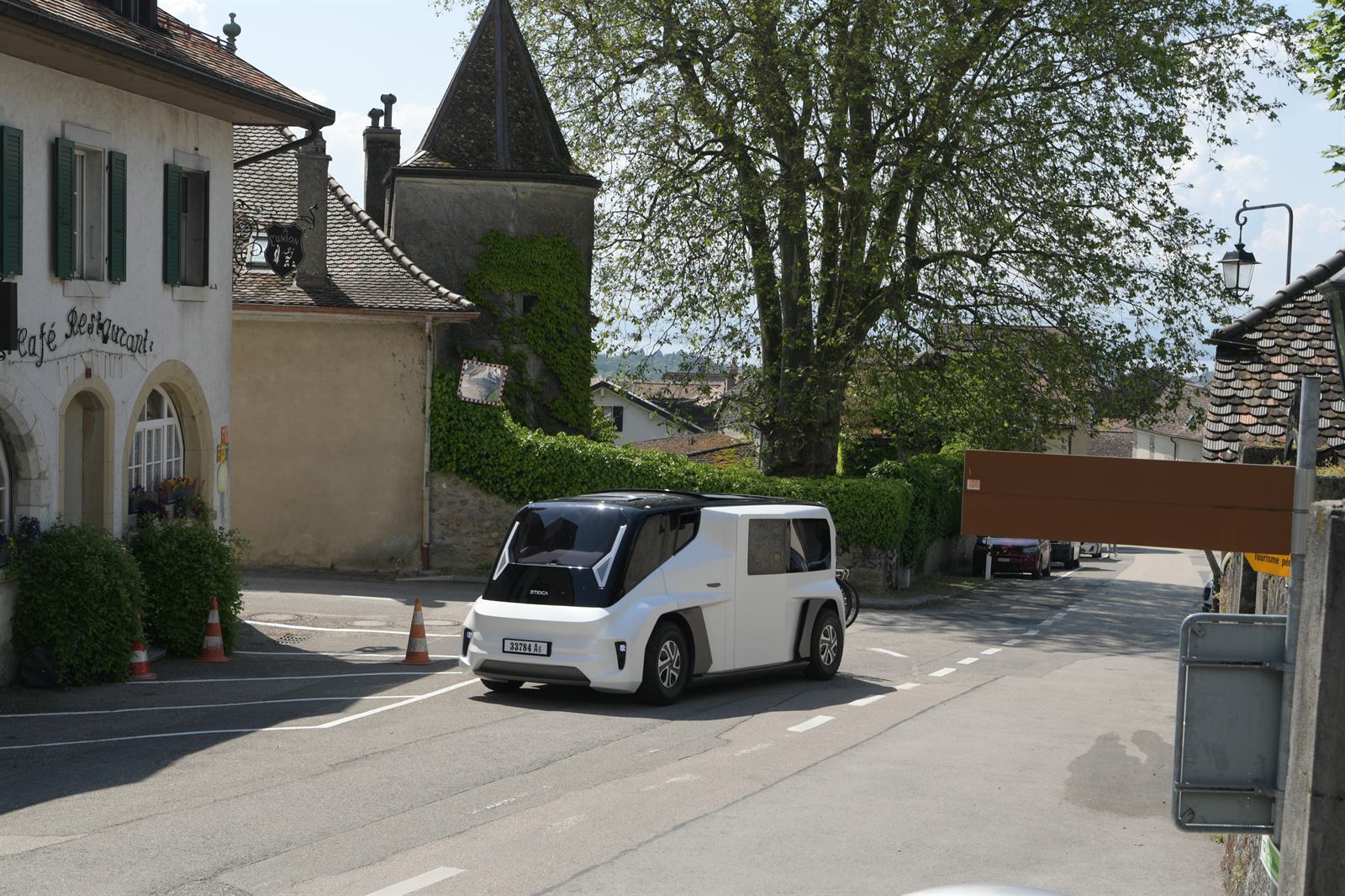 The ETIOCA prototype on a European street